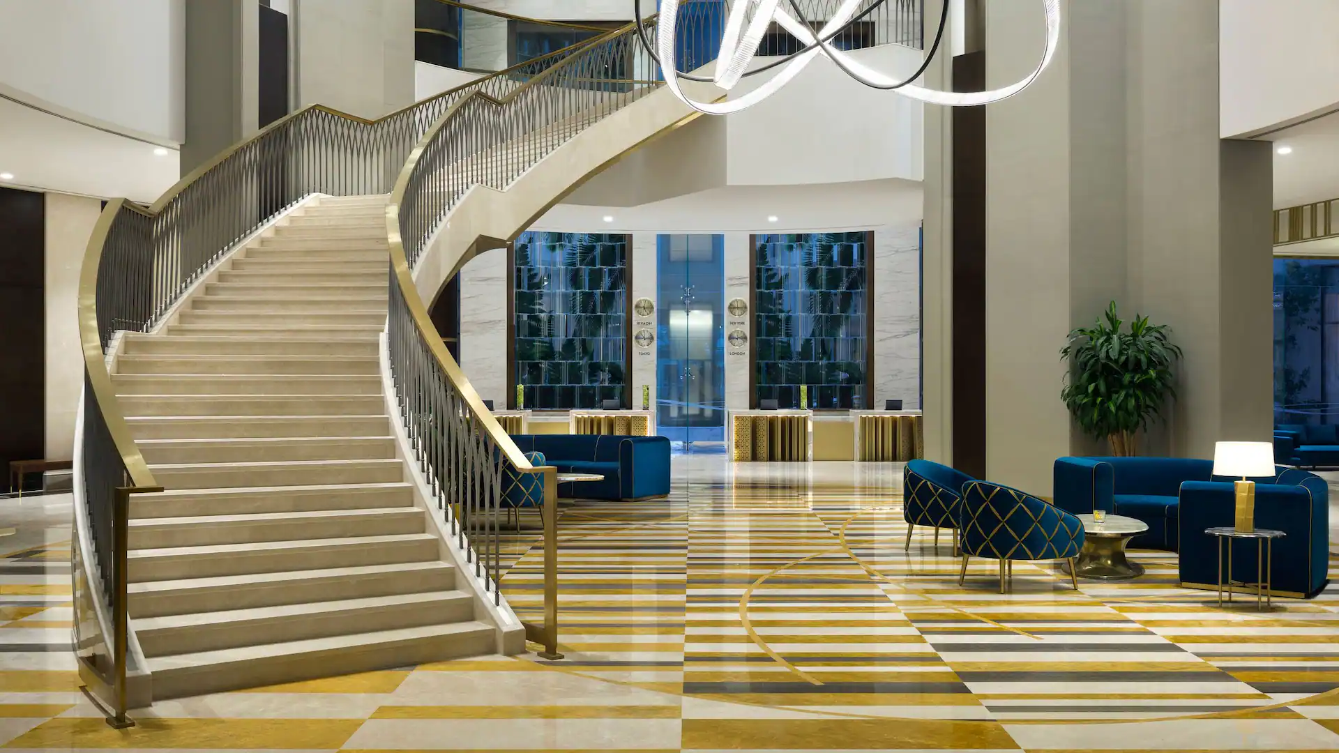 Grand Hyatt (22).webp